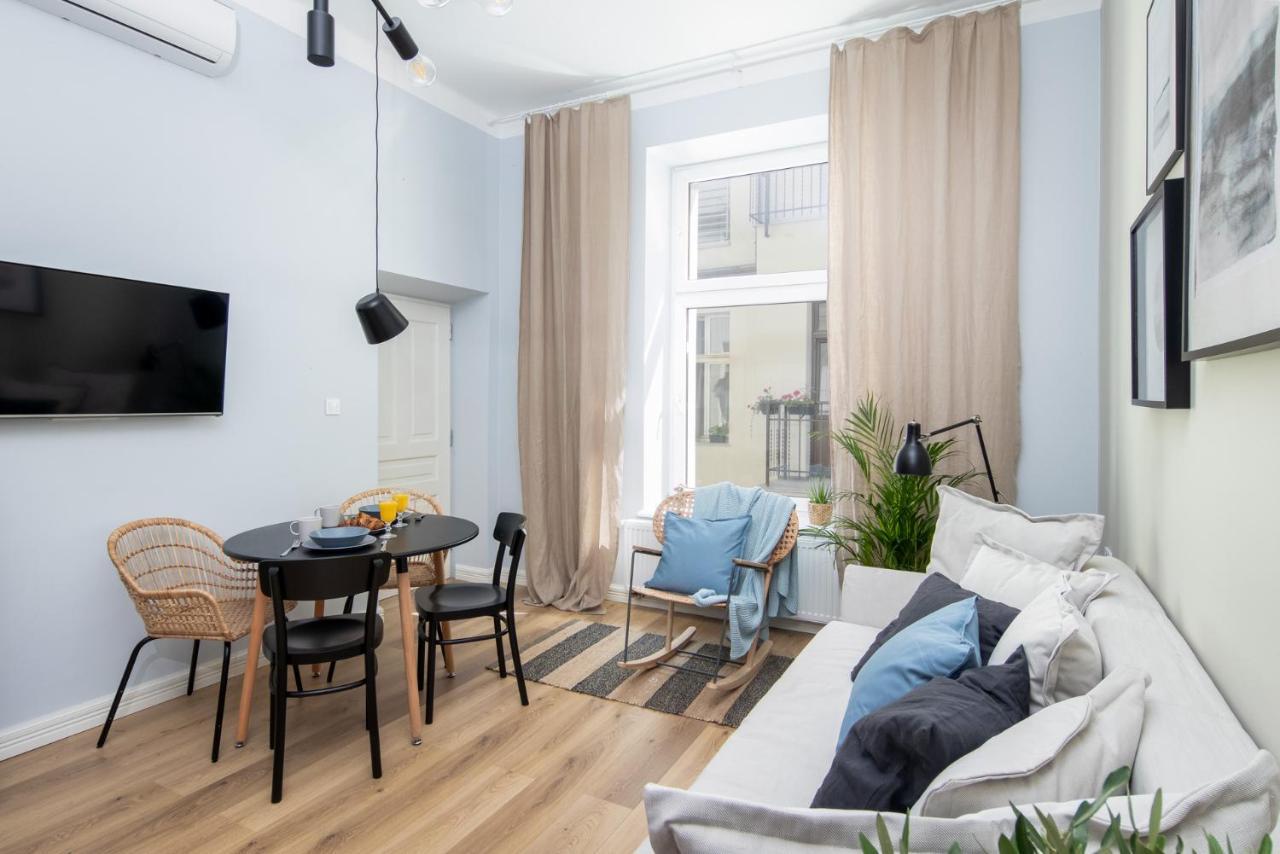 Barbacan Suites - Old Town Apartments - By Upstairs Krakau Exterior foto